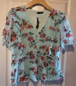 Size 18 BNWT Woman’s Floral Peplum QUIZ Top Holiday Cruise Work Wedding Occasion - Picture 1 of 10