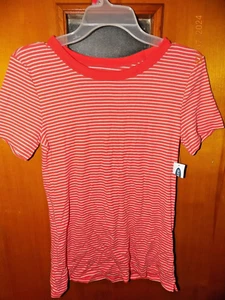 New Old Navy small slim fit top - Picture 1 of 2