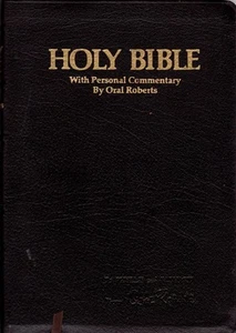 Holy Bible with Personal Commentary By Oral Roberts - Leather Binding - Imagen 1 de 2