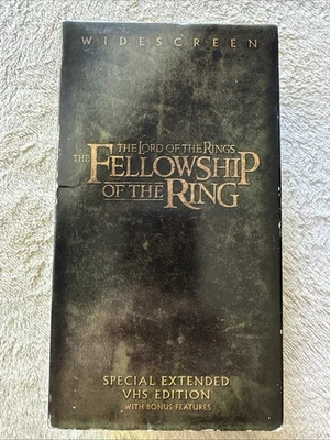 The Lord of the Rings: The Fellowship of the Ring 2 VHS Special Extended Edition - Image 1 of 4