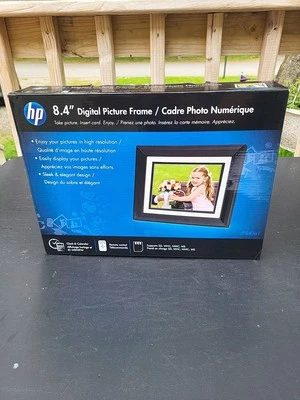 HP 8.4" Digital Picture Frame Sleek Design High Resolution Model #df840a4 - Image 1 of 4