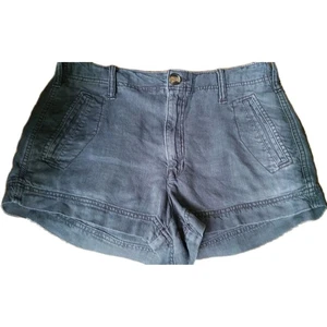 American Eagle Women's Shorts~Size 8~Chino Style~Relaxed~4 Pockets~Belt Loops GC - Picture 1 of 4