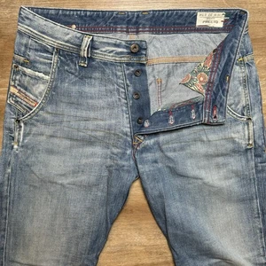 Diesel Jeans Herren 32x34 (passt 34x33) Blau Preeto Bootcut Italy Whiskering 00796 - Bild 1 von 13