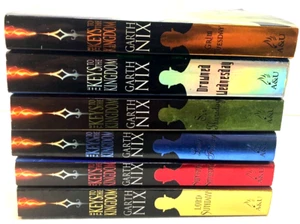 Garth Nix The Keys TTo The Kingdom Paperback Allen+Unwin 6 Novels 2004-2010 - Picture 1 of 5