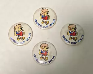 VINTAGE 4 X FOOTBALL WORLD CUP WILLIE 1966 TIN BADGE 2.5CM - Picture 1 of 3