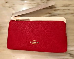 ❤️Coach Double Zip Wallet - CU919 True Red Refined Pebbled Leather - Neu mit Etikett - Bild 1 von 4