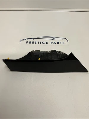 Черный молдинг отделка стойки D для пассажира под правую руку Nissan Rogue 14–19 годов выпуска 960325HA0A - Изображение 1 из 4