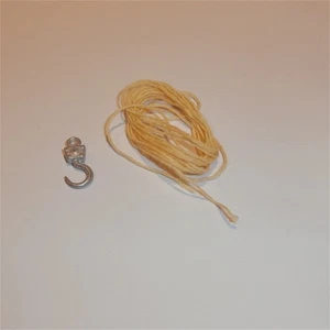 Corgi Toys 1121 Chipperfields Crane Large Hook with Yellow Cord - Picture 1 of 4