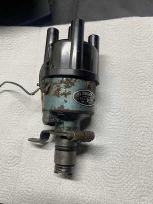 Original Blue Screamer VW Volkswagen German Bosch Distributor 0 231 129 019 - Image 1 of 4
