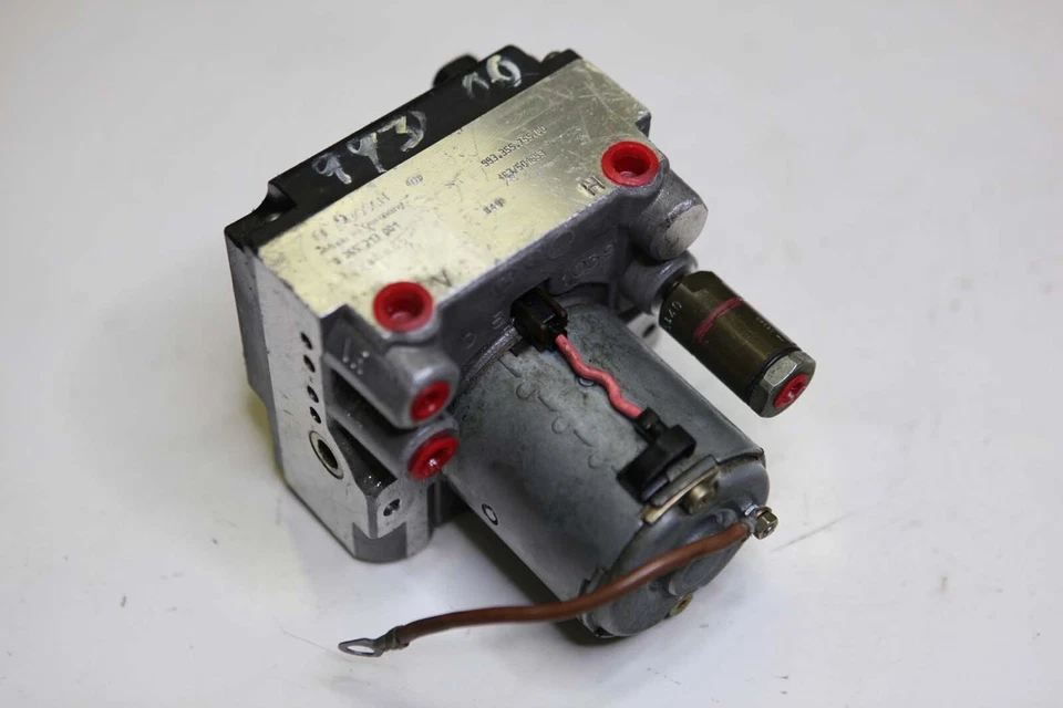 Unidad hidráulica ABS 95-98 Porsche 911 993 Carrera 2 99335575500 99335595500 G8 Foto 1 de 4