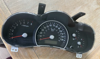 06 07 KIA Sedona Velocímetro Cuadro de instrumentos Panel de instrumentos Medidores 187.782 millas Foto 1 de 4