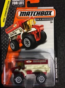 MATCHBOX MATCHBOX MBX CONSTRUCTION SOWING MACHINE 1/64 44/120 PURPLE & WHITE - Picture 1 of 2