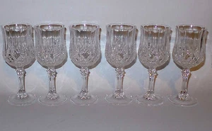 GLASSWARE : SET OF 6 SMALL WINE GLASSES WITH CRYSTAL CUT DESIGN (CCB) (DEL) - Picture 1 of 7