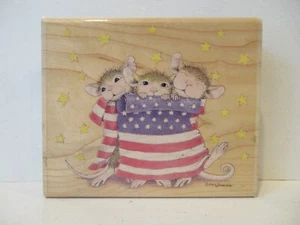 House Mouse stamp PATRIOTIC WRAP Retired stampabilities American Flag - Picture 1 of 4