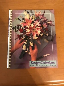 Design Techniques For Wedding Flowers  - Picture 1 of 12