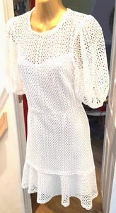 NEW LOOK Stunning White Crochet Skater Dress 10 NWOT - Picture 1 of 4