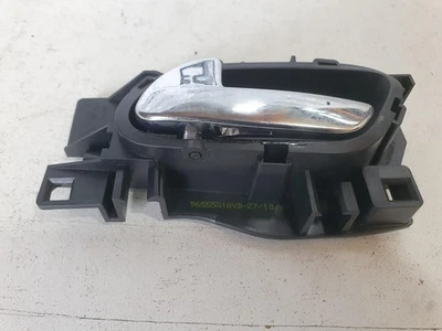 ВНУТРЕННЯЯ ДВЕРНАЯ РУЧКА PEUGEOT 207 LF A7 03/07-12/12 - Изображение 1 из 4