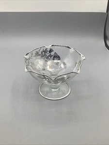 Vintage Silver city Glass Flanders Poppy Silver Overlay Pedestal Bowl Candy Dish - Picture 1 of 5