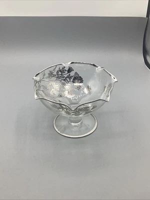 Vintage Silver city Glass Flanders Poppy Silver Overlay Pedestal Bowl Candy Dish - Image 1 of 4