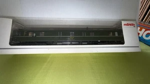Märklin H0 43266 Schürzen-Postwagen der ehemaligen Reichsbahn (ohne Beleuchtung) - Bild 1 von 7