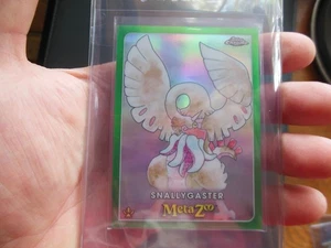 Tarjeta refractora verde MetaZoo Topps cromada Snallygaster 15/99 - Imagen 1 de 2