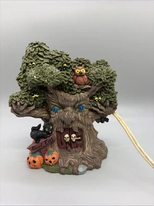 Vintage Halloween Spukbaum beleuchtete Weihnachtsfigur mit schwarzer Katze & Kürbissen - Bild 1 von 6
