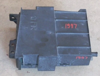 2014 Nissan Versa Hatchback Fuel Charcoal Vapor Canister OEM - Image 1 of 2