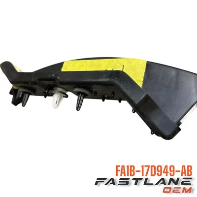 Guía de parachoques trasero izquierdo Lincoln MKX 2016-2018 nuevo OEM FA1B-17D949-AB Foto 1 de 4