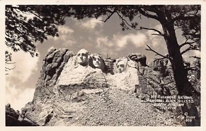 1941 Black Hills South Dakota Mt Rushmore Washington Jefferson Lincoln RPPC PC - Picture 1 of 2