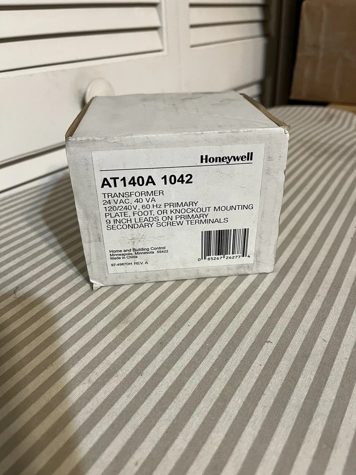 Transformador Resideo Honeywell AT140A1042, 120V/240V TH030624 Foto 1 de 1