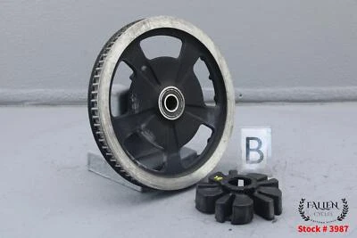 Harley Road Glide 2013 polea de correa piñón 68T + aislador de transmisión de empuje Foto 1 de 4