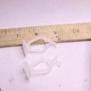 (25-Pk) Lites Up Surface Mount Tube Light Clips 31133P24 - Picture 1 of 4