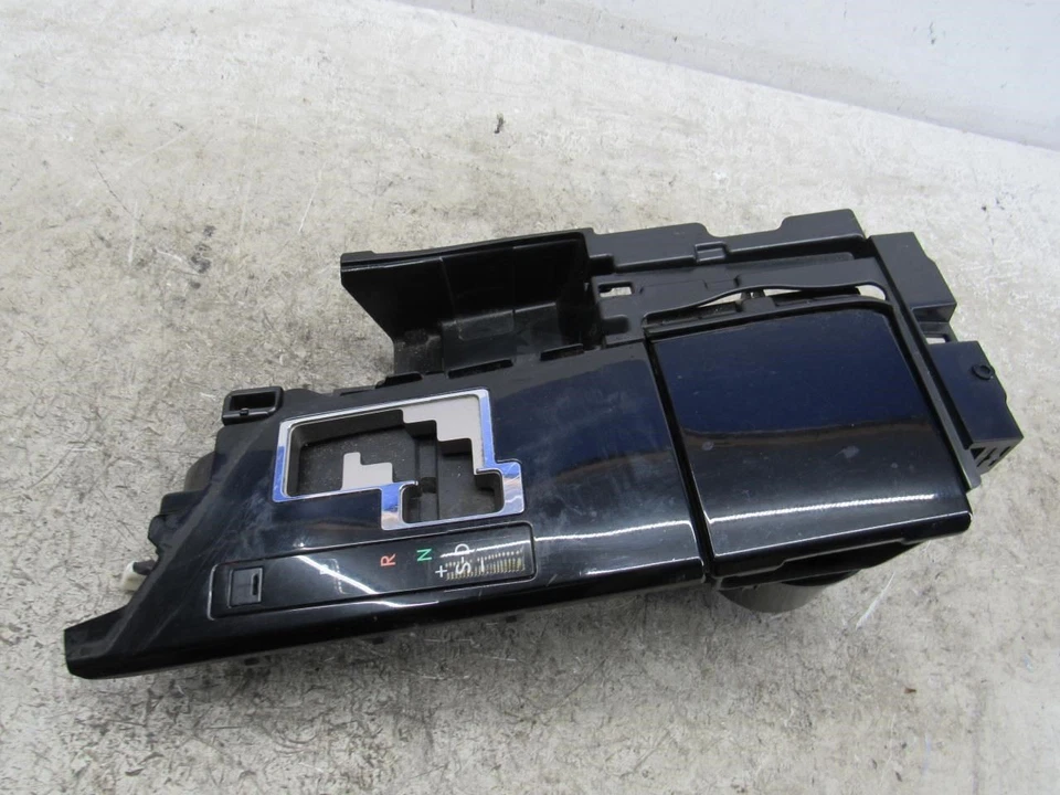 2013 2014 2015 Lexus Es300H gear shifter selector trim cup holder center console Foto 1 de 4