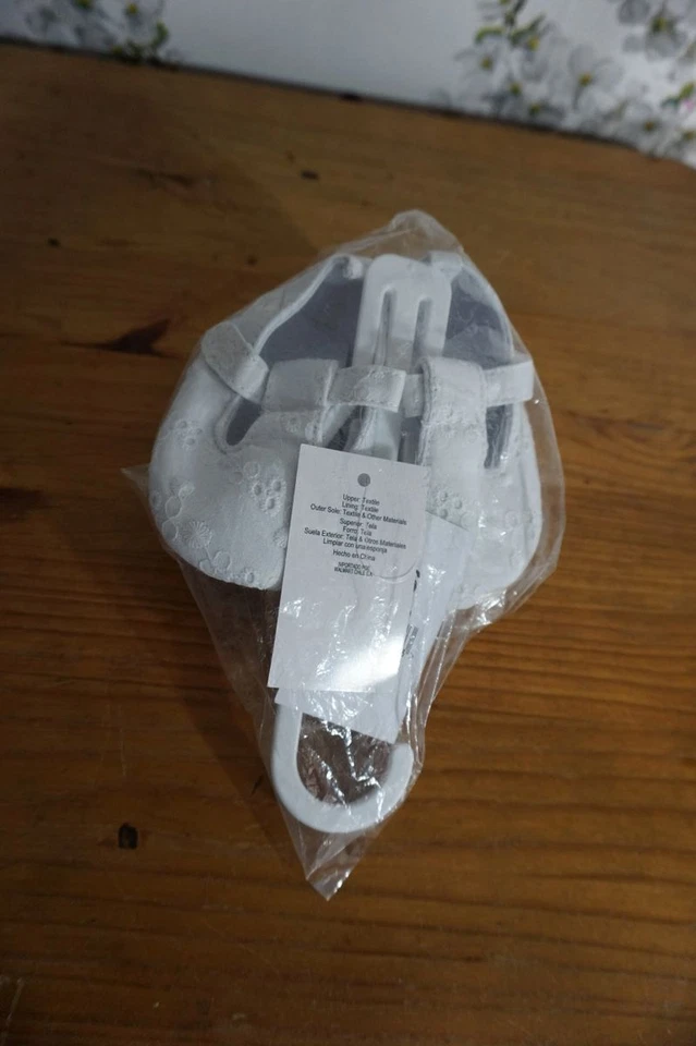 Zapatos blancos George Baby 3-6 meses Foto 1 de 1