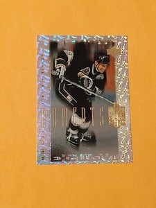 1999-00 Upper Deck Exclusive Magic Moments #MM4 Wayne Gretzky Insert Kings 