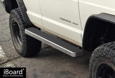 Escalones laterales de acero pulido APS aptos para Jeep Cherokee 84-00 4 puertas Foto 1 de 4