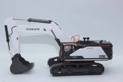 WSI 64-2012 Volvo Excavator White Ec 950 F Crawler Excavator 1:50 New Boxed - Image 1 of 4