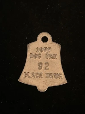 1977 年黑鹰科罗拉多州税币狗牌许可证 #92 — 第 1/2 张图片