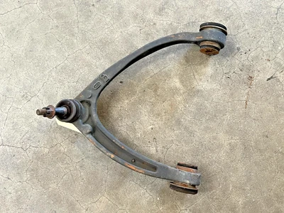 ⭐BRAZO DE CONTROL SUPERIOR DELANTERO DERECHO CADILLAC ESCALADE ESV 2007-2018 AWD LOTE DE FABRICANTE ORIGINAL 2663 Foto 1 de 4