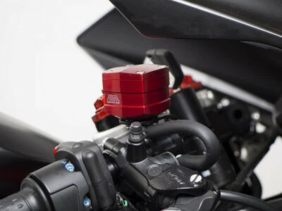 ABM Ausgleichsbehälter CUBE | Rot | Bremsflüssigkeitsbehälter 30 ml mit ABE - Bild 1 von 4