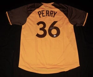 GAYLORD PERRY AUTOGRAPHED CUSTOM JERSEY (SAN DIEGO PADRES) - JSA COA! - Picture 1 of 4