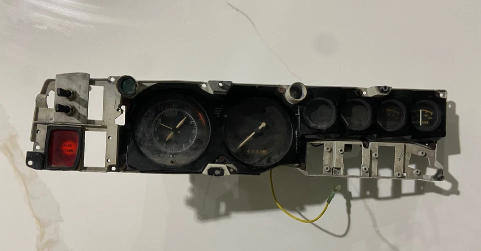Dodge Charger RT 1970 original Mopar Gauge Cluster Foto 1 de 4