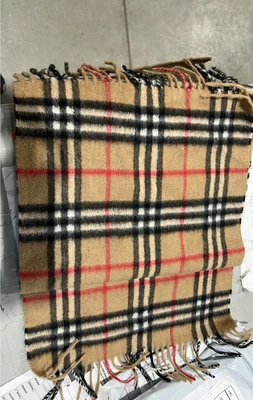 Mantón silenciador Burberry 100 % cachemir a cuadros Nova genuino Japón usado (K) Foto 1 de 2