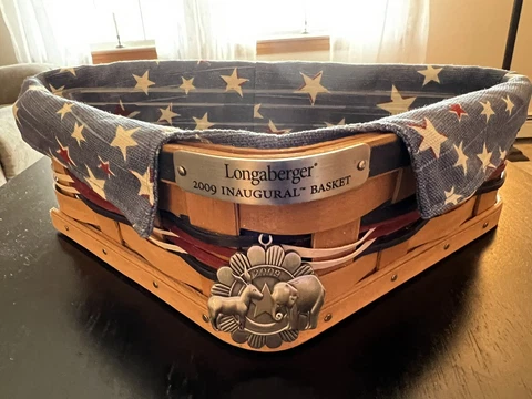 Signed by Mary Longaberger 2009 INAUGURAL BASKET, Liner Charm and Protector Rare Cover