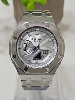 esfera plateada gshock ga-2100 modificada con caja de acero inoxidable Foto 1 de 4