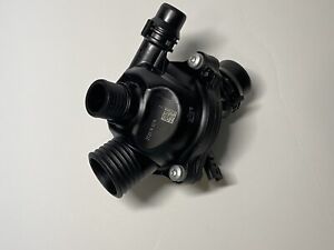 BMW Thermostat with Housing BEHR for 2006 325xi AWD