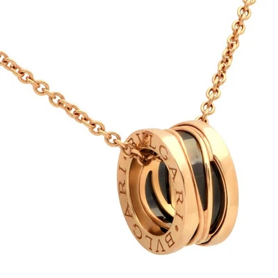 Collar BVLGARI B.zero1 Design Legend oro rosa de 18 quilates y cerámica negra Foto 1 de 4