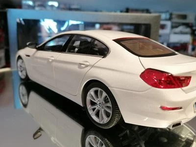 Paragon 1/18 BMW Serie 650i Gran Coupé Mineral White MINT with Box Dealer Ed. - Immagine 1 di 4