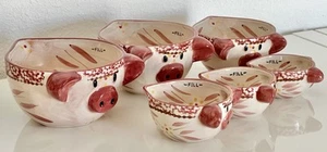 Temptations By Tara Old World Red Nesting PIGS Measuring Cups Bowls Set of 6 - Bild 1 von 10