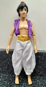 Disney Store Muñeca Clásica Aladin Muñeca Masculina Buen Estado Mattel - Imagen 1 de 5